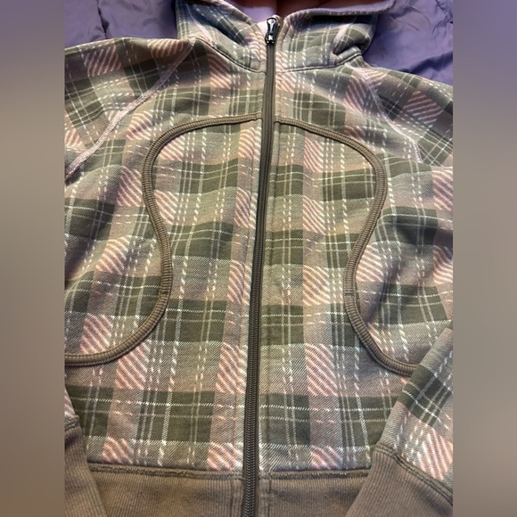 Lululemon plaid jacket beautiful pink plush inside - Picture 3 of 5